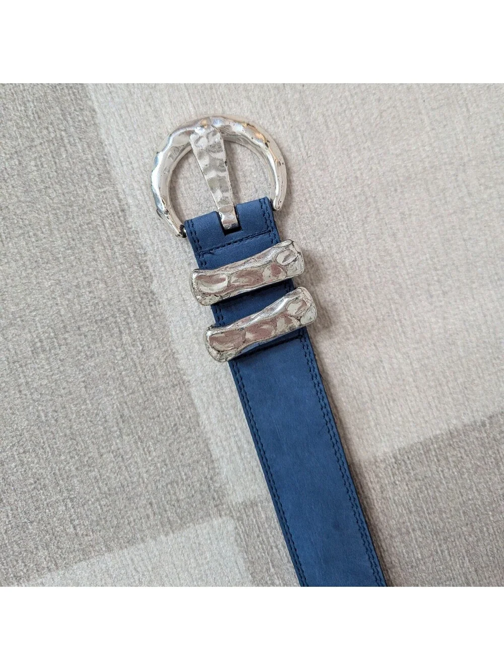 Vintage 90s nubuck leather belt w/ hammered silver buckle